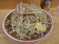 「小豚（ヤサイニンニクアブラ）」@ラーメン二郎 環七新代田店の写真