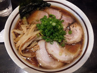 「チャーシューそば中盛り」@中華そば しながわの写真