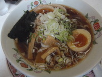 「中華そば504円＆餃子231円(無料券で0円)」@餃子の王将 茗荷谷駅前店の写真