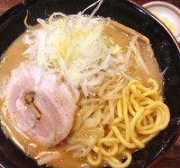「味噌790円ヤサイニンニク増量無料」@麺処 花田 池袋店の写真