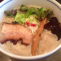 「塩ラーメン」@一閑人 鎌倉本店の写真