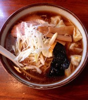 「醤油ワンタン」@ペニーレインの写真