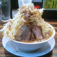 「ラーメン（ヤサイマシ・ニンニクマシ）」@ラーメン・つけ麺 笑福 大阪西中島店の写真