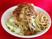 「大ラーメン（800円）+ぬる麺（100円）+カレー（50円）」@ラーメン 学の写真