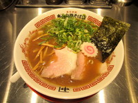 「中華そば・カタメ」@東京神田 角中中華そば店の写真