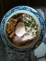 「天照ら～麺(小)＋天然塩の味玉子」@麺香房 天照の写真
