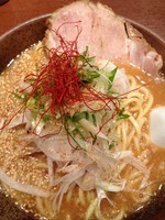「みそらーめん700円　大盛100円」@ラー麺 エンジンの写真