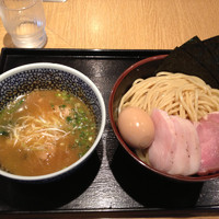 「特製濃厚つけ麺 中盛  ￥1000-」@麺屋 一燈の写真