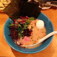 「特製歌舞伎ラーメン(１０００円)」@凪 Noodle BAR 歌舞伎町店の写真