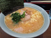 「ラーメン中盛り固め＋海苔増し850円」@寿々㐂家の写真