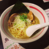 「魚介しょうゆ 鯖W 背脂無し」@俺らラーメン ちょもらんまの写真