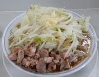 「ラーメン650円+細切れ豚100円」@ラーメン大 我孫子店の写真