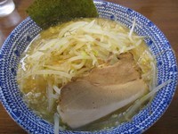 「豚そば 700円」@めん屋 匠神 新所沢店の写真