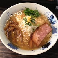 「鯵にぼ(塩)」@志奈そば 田なかの写真