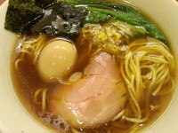 「中華そば(７００円)＋味玉(１００円)」@麺屋 清水の写真