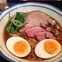 「にほんいち醤油そば」@麺巧 潮の写真