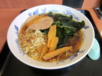 「正油ラーメン」@梅もと 品川店の写真