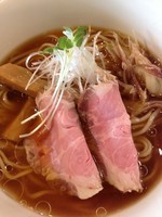 「冷し煮干しそば　820円」@らぁ麺 やまぐちの写真