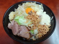 「小ラーメン（650円）＋汁なし＋粉チーズ　ヤサイニンニク」@ラーメン二郎 めじろ台法政大学前店の写真