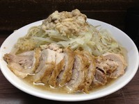 「大ぶたダブル (900円)ヤサイアブラニンニク」@ラーメン二郎 横浜関内店の写真