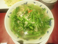 「空心菜豚細切り塩味スープ麺(1260円)」@老知味斎中国菜 知味斎の写真