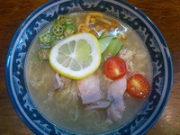 「【期間限定】冷やし鶏そば ￥850」@中華そば 旋の写真