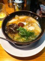 「らーめん赤」@博多ラーメン 清水屋の写真