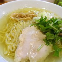 「七星の中華そば（塩）大盛同料金　680円」@鶏そば 七星の写真