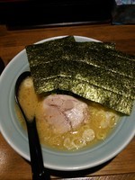 「塩ラーメン（並）」@横浜家系濃厚とんこつラーメン 竹取家の写真