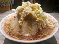 「角ふじラーメン(並盛・200g・全マシ)650円」@麺処 湊生の写真