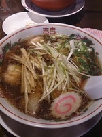 「名物ねぎ肉中華そば（醤油）」@元祖會津中華そば べこ めでたいや 東京分店の写真