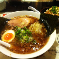 「梅丸ラーメン」@らーめん梅丸の写真