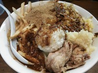 「【三周年記念限定】ジャンクカレーラーメン＋チーズ」@ラーメンアキラの写真