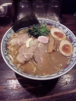 「特製ラーメン」@麺座でんの写真