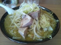 「味噌カレーラーメン９００円+野菜大盛無料」@札幌らーめん 親の写真