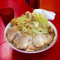 「味玉ラーメン(大)＋豚マシ」@モッコリ豚の写真