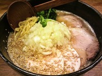 「鶏白湯らーめん」@麺屋時茂の写真