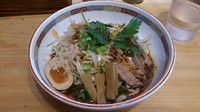 「【春夏限定】カレーバン麺＋スープ」@らーめんひの木の写真
