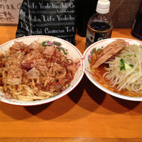 「辛麺小＋つけそば【850円】」@豚星。の写真