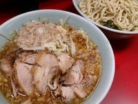 「小つけ豚入 アブラ ニンニク少し」@ラーメン二郎 中山駅前店の写真