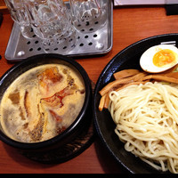 「烈火つけ麺 大盛 4辛」@烈火 庄内本店の写真