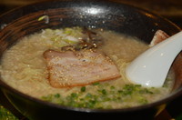 「とんこつ正油（普通麺、カタメ）　680円」@麺屋 伸 本庄店の写真