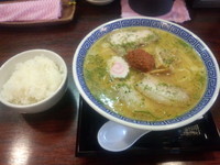 「からみそラーメン+ライス」@からみそラーメン ふくろうの写真