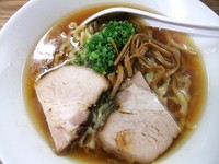 「醬油らー麺（670円）」@くじら食堂の写真