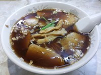 「玄武ラーメン　しょうゆ　（１玉　１６０ｇ）」@麺道 玄武の写真
