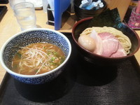 「特製濃厚魚介つけ麺中盛」@麺屋 一燈の写真