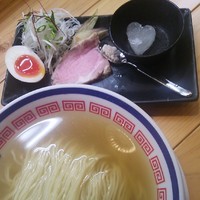 「【限定】冷やし鶏節  塩ラーメン  ７００円」@博多らーめん バリ龍の写真