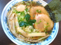 「【気まぐれメニュー】中華そば（塩）￥６５０」@つけ麺 弥七の写真