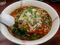 「味噌ドラごん 太麺 辛さ中級 (裏メニュー) ￥750」@らーめん ドラごんちの写真