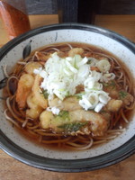 「天ぷらそば450円」@立ち食いそば・うどん 戸隠の写真